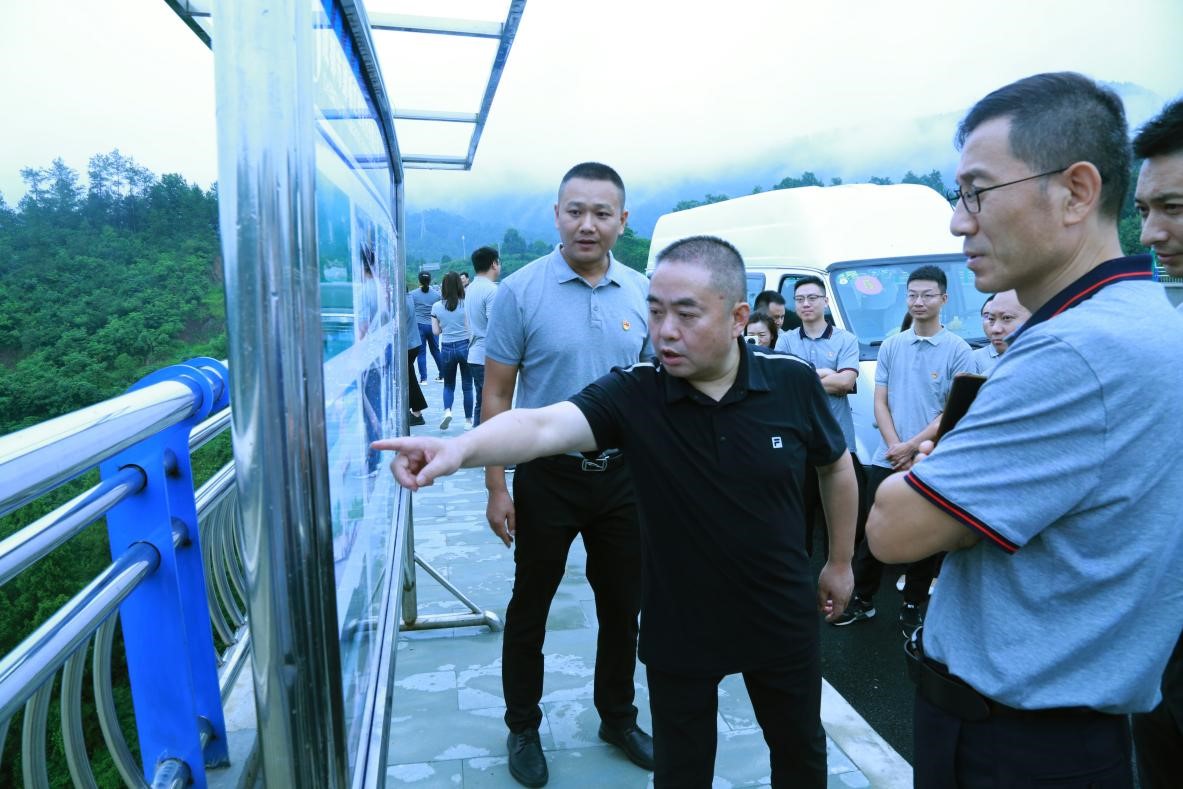 慶建黨百年系列活動-公司開展“學(xué)黨史、感恩黨、跟黨走”主題教育活動